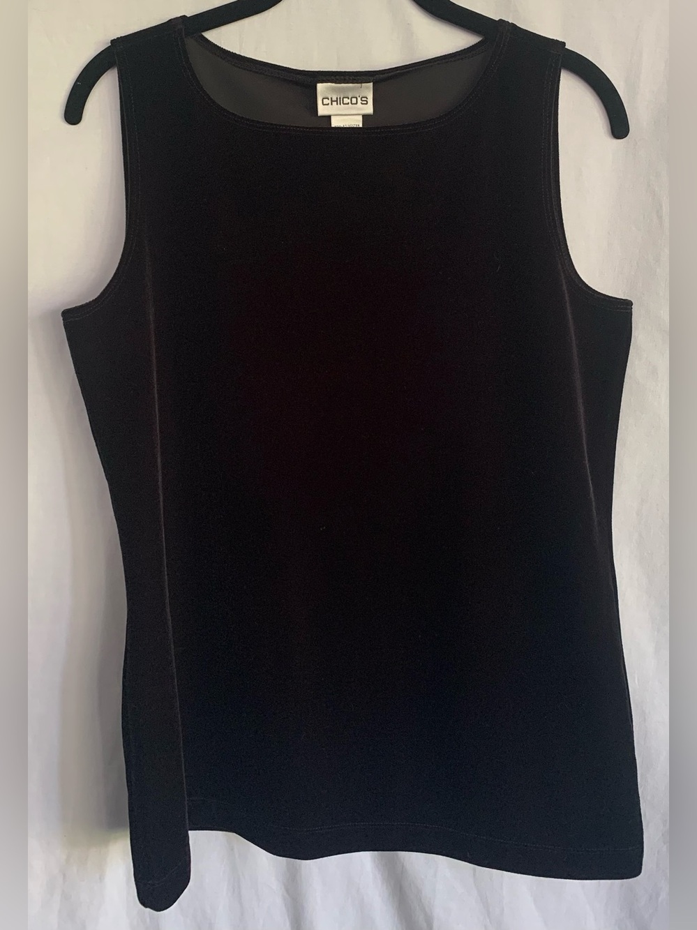 Chico's Size 1 Black Velvet Sleeveless Shell Top